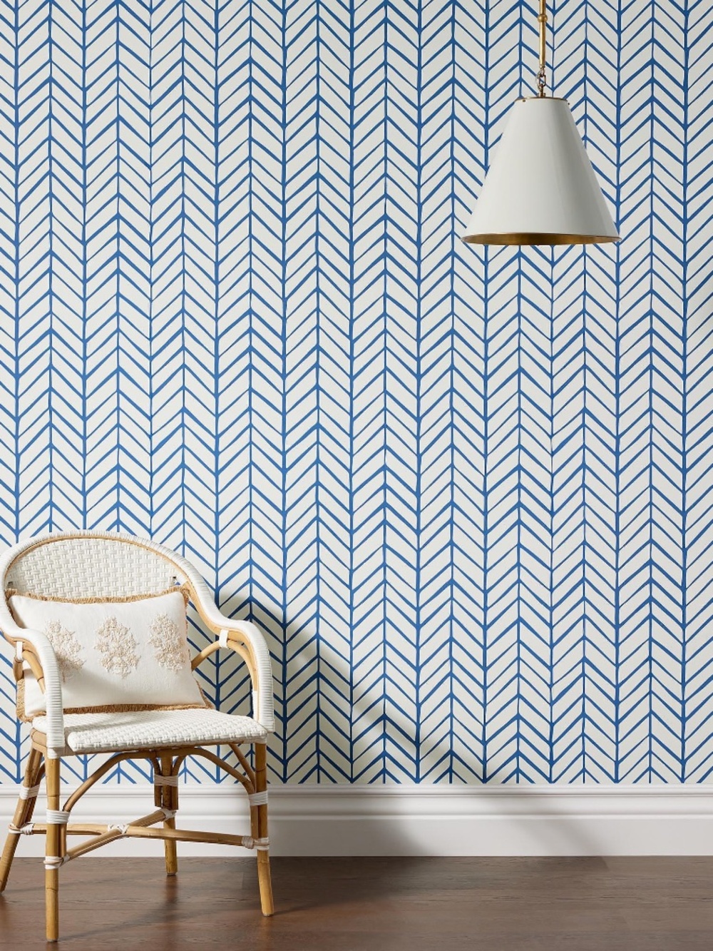 BRAND NEW Serena & Lily French Blue Feather Wallpaper